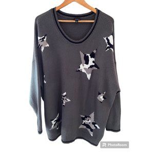Torrid Gray Sweater With Star Design
